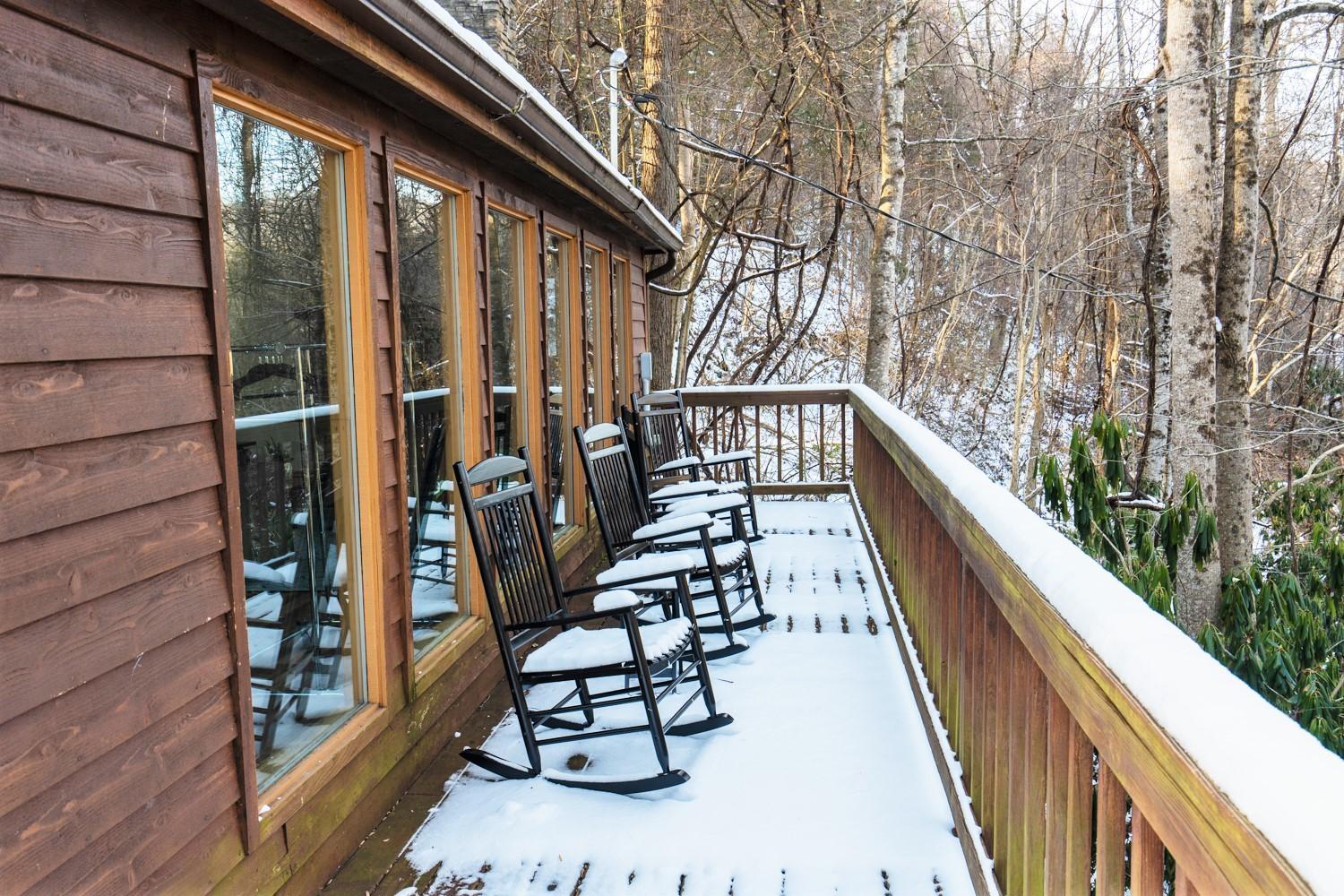 River Front Resort Элкинс Экстерьер фото